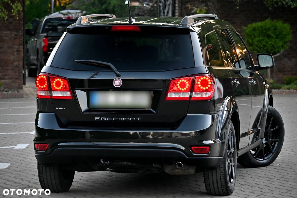 Fiat Freemont 2.0 Multijet Black Code AWD - 13