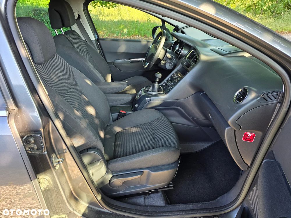 Peugeot 5008 1.6 HDi Style 7os - 13