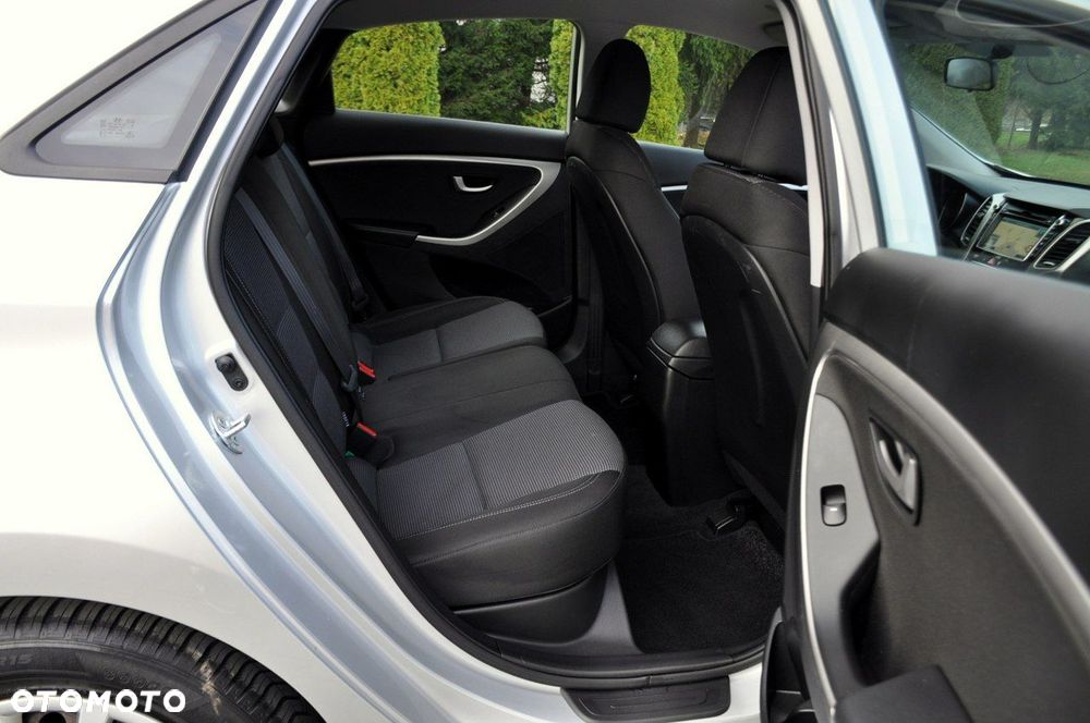 Hyundai i30 - 19