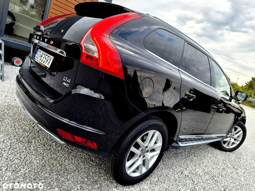 Volvo XC 60 D4 AWD Geartronic Summum - 34