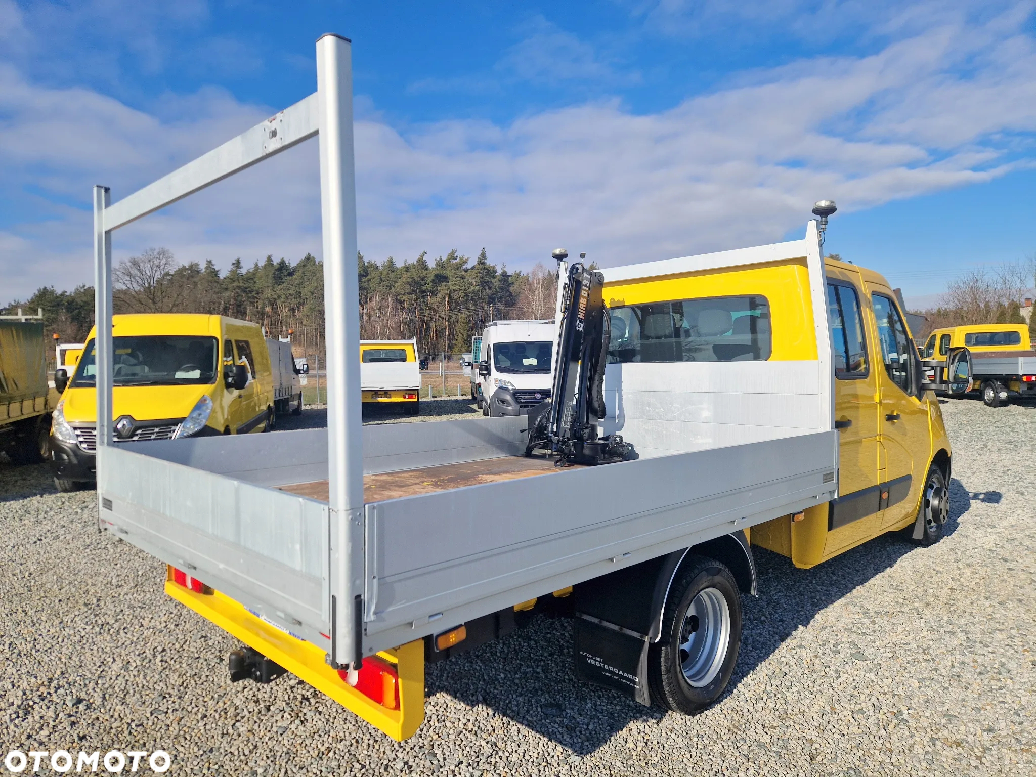 Renault MASTER 2,3 DCI 145 KONNA DOKA BRYGADÓWKA 7 OSOBOWA HDS HIAB 1000KG KLIMA 3,3M SKRZYNIA 104T/KM PRZEBIEGU GWARANCJA BLIŻNIAKI DO 3,5T - 6