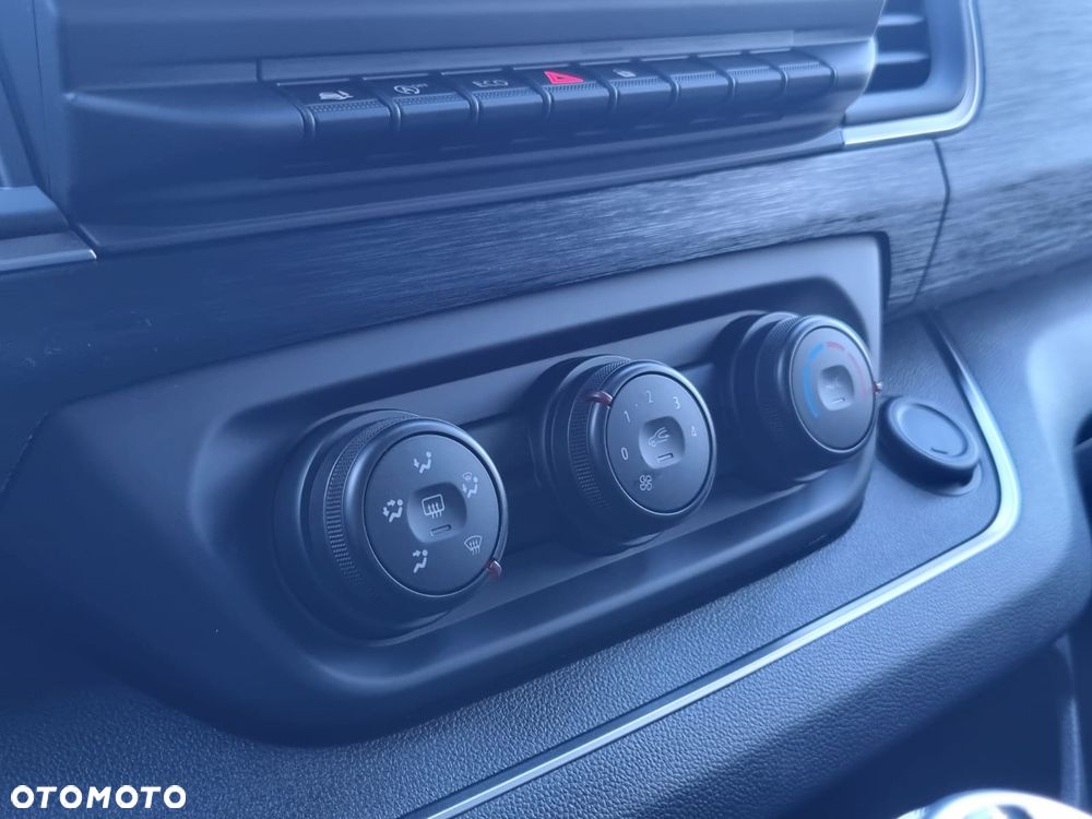 Renault Trafic Kombi 2.0 L2 Equilibre - 14