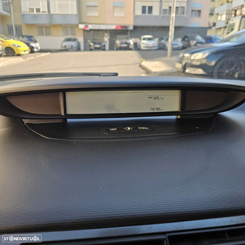 Citroën C4 1.6 HDi SX Airdream - 19