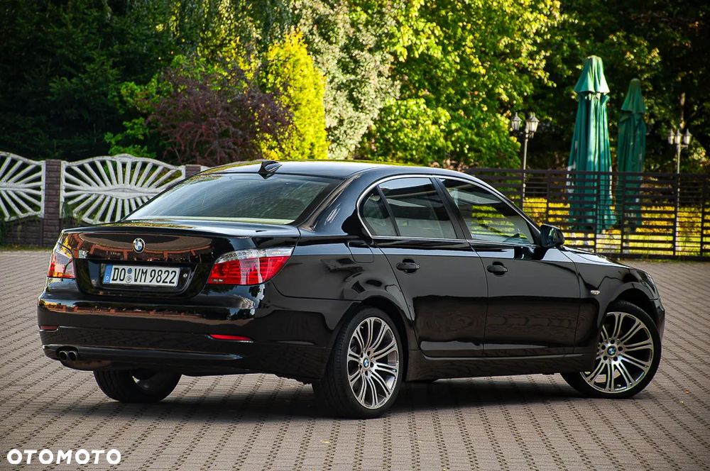 BMW Seria 5 525d - 21