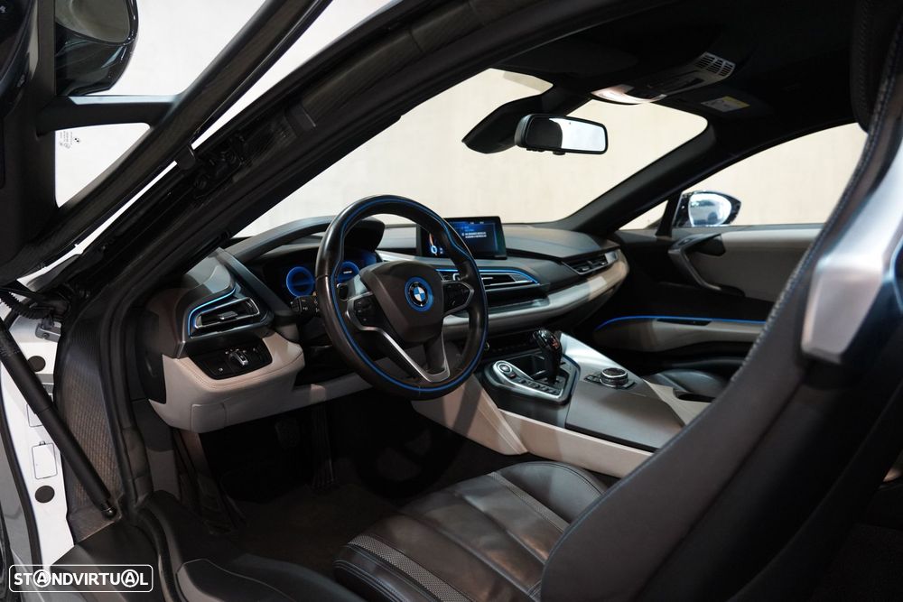 BMW i8 - 11
