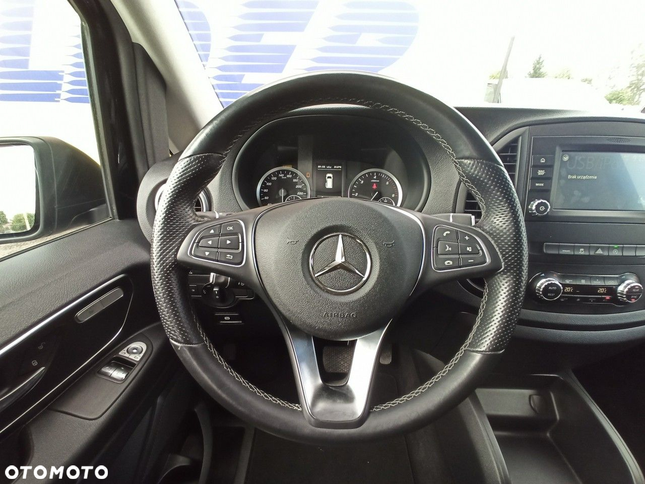 Mercedes-Benz Vito - 18
