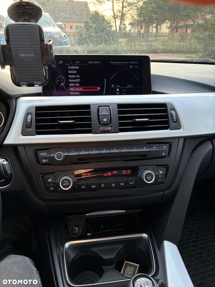 BMW Seria 3 318d - 9
