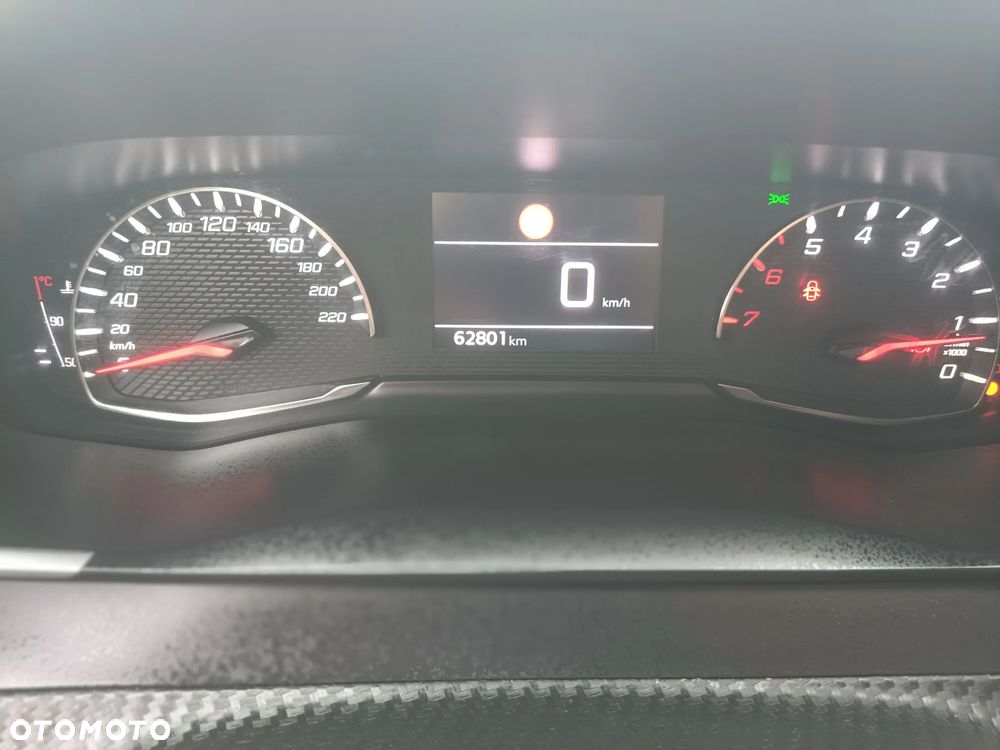 Peugeot 208 PureTech 75 Active Pack - 11