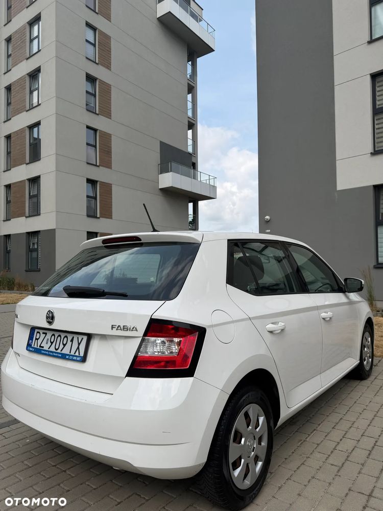 Skoda Fabia 1.0 Ambition - 3