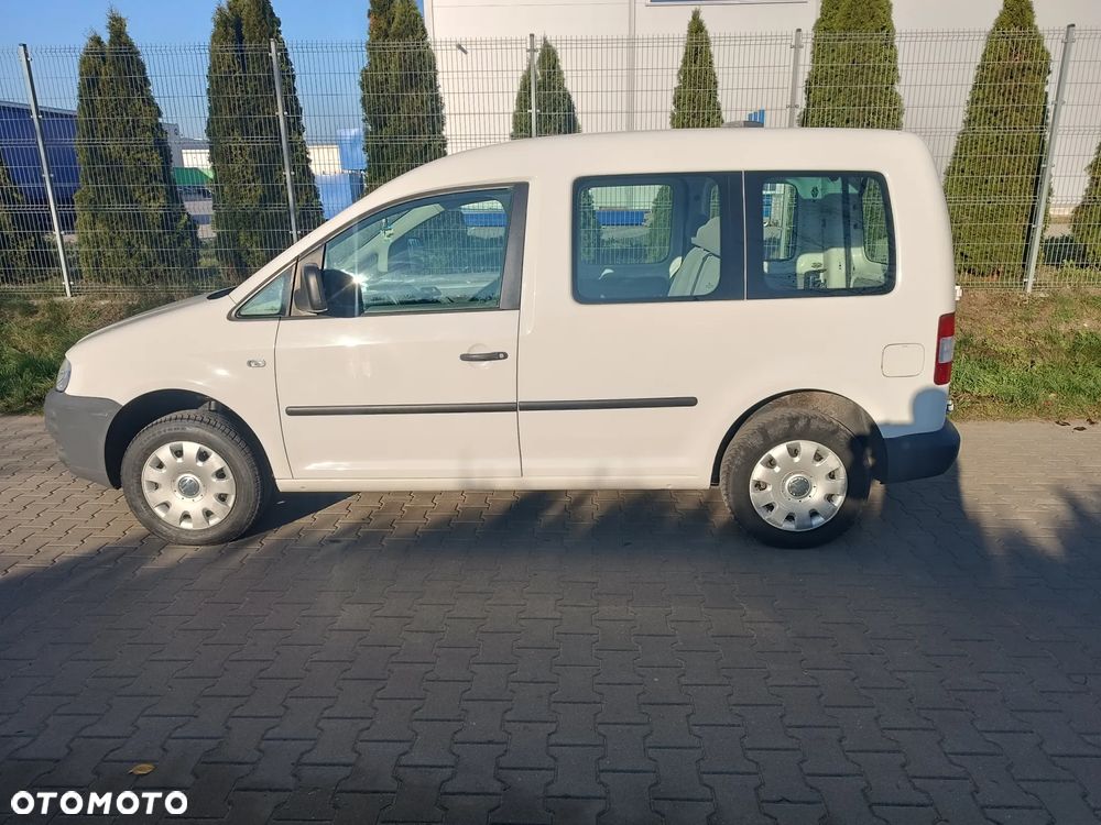 Volkswagen Caddy - 11