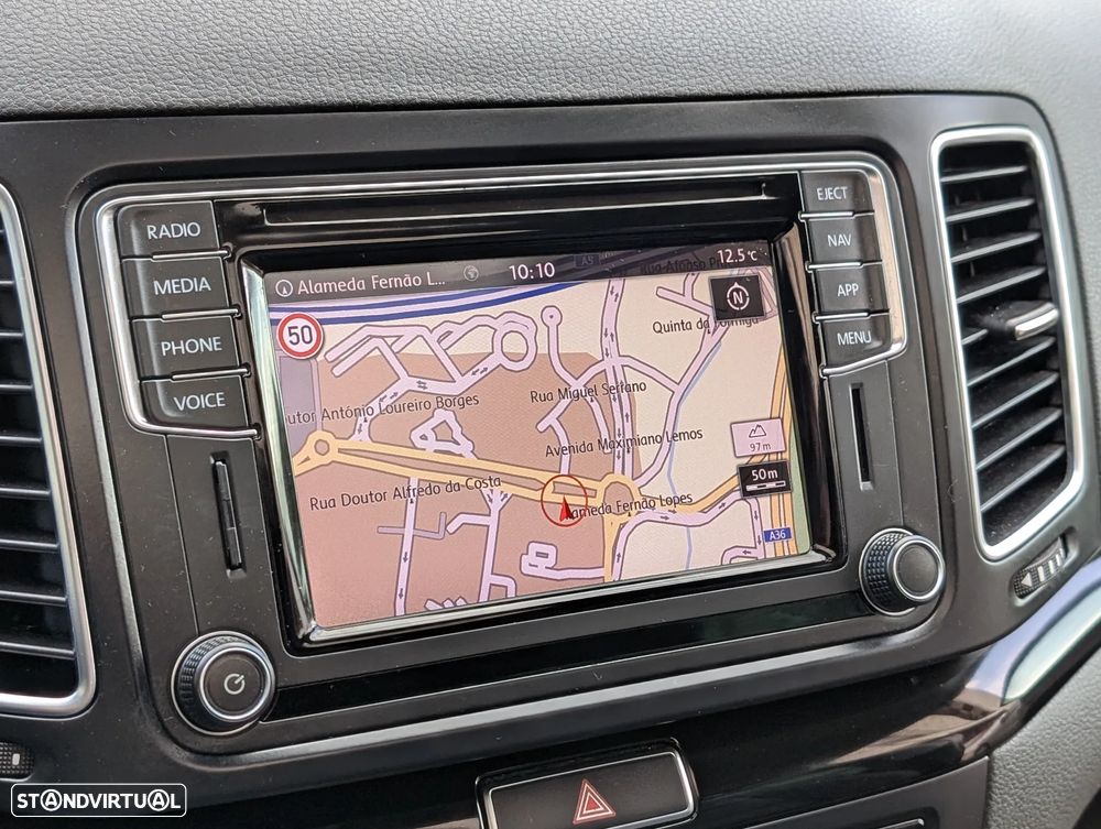 VW Sharan 1.4 TSI Highline DSG - 25