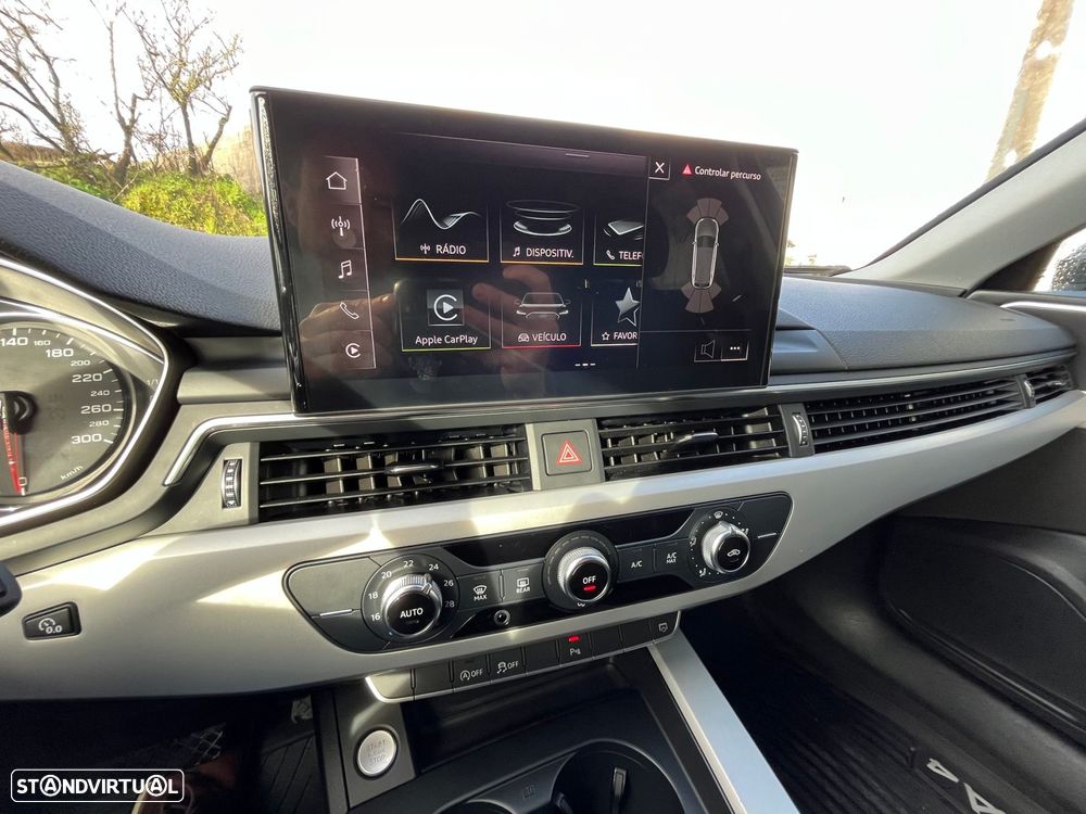 Audi A4 Avant 30 TDI S line S tronic - 18