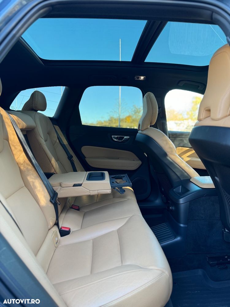 Volvo XC 60 Recharge T8 Twin Engine eAWD Inscription - 15