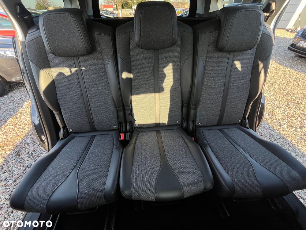 Peugeot 5008 PureTech 130 EAT6 Allure - 25