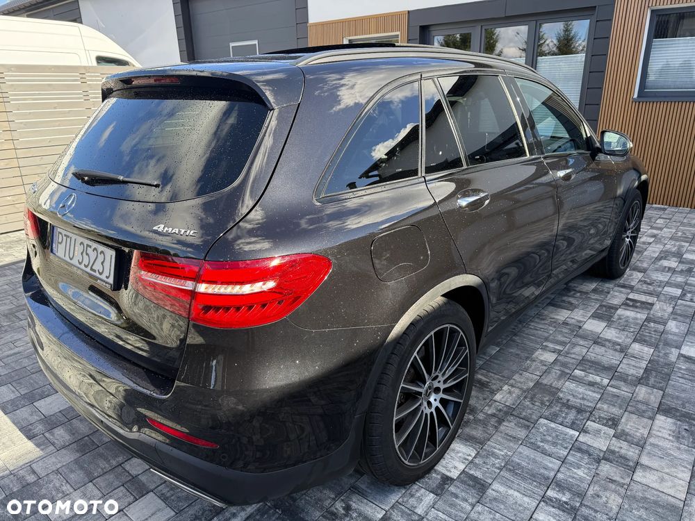 Mercedes-Benz GLC 250 4Matic 9G-TRONIC AMG Line - 7