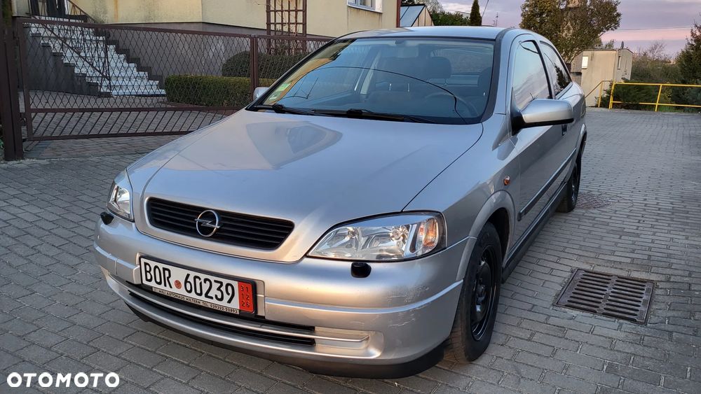 Opel Astra - 16
