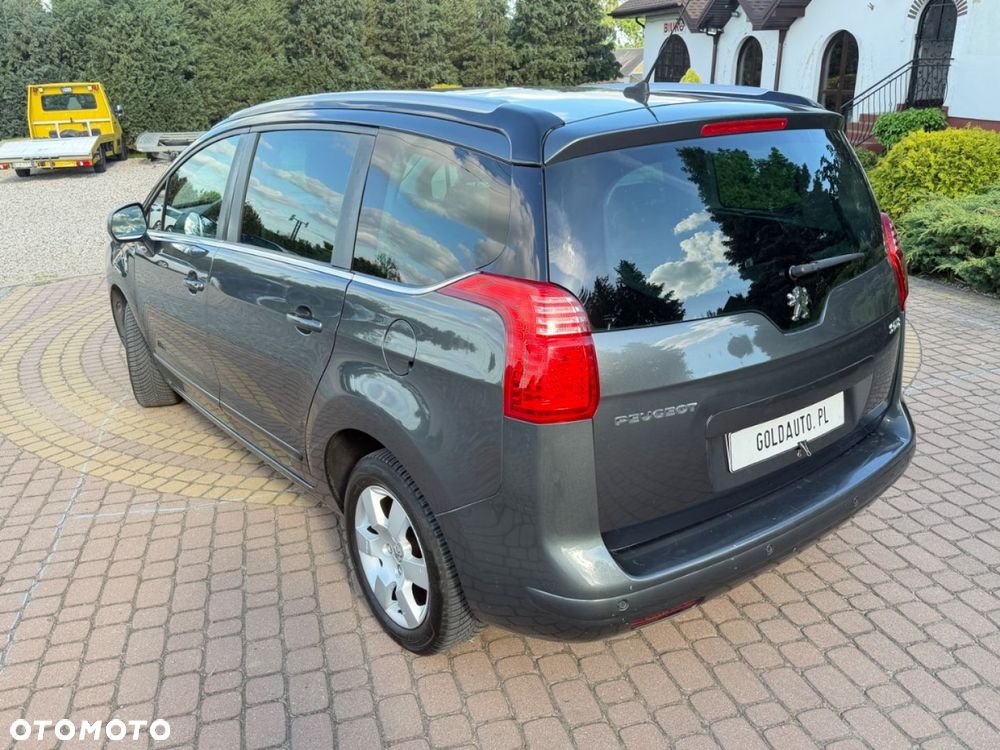 Peugeot 5008 - 29