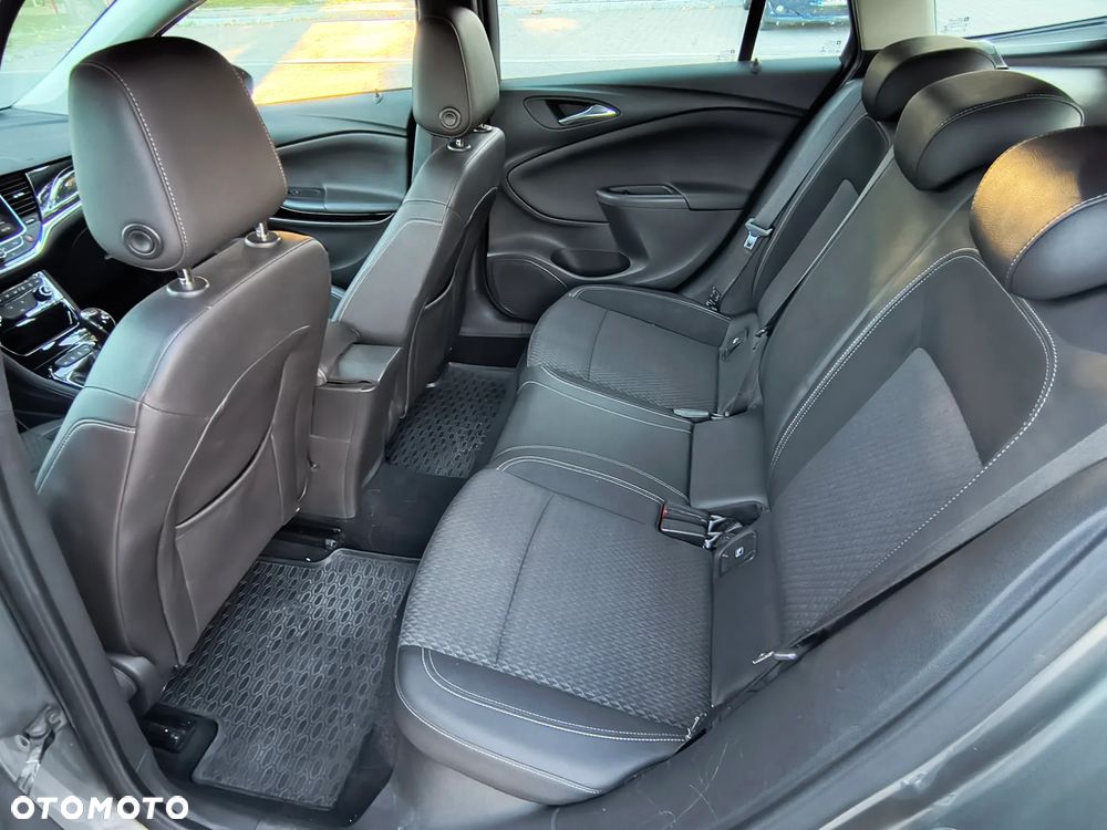 Opel Astra 1.6 CDTI Elite S&S - 8