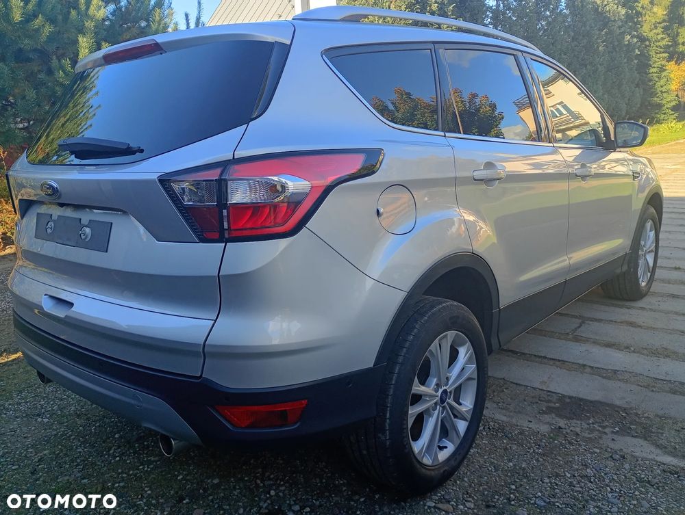 Ford Kuga - 3