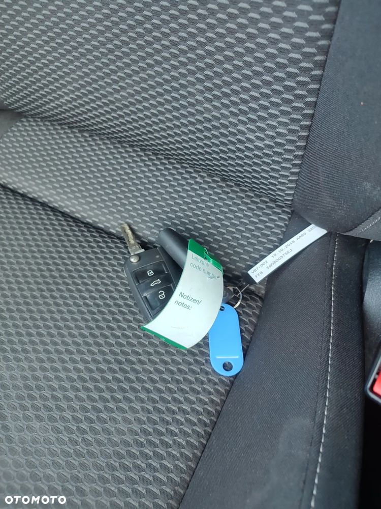 Volkswagen Golf 1.6 TDI BMT Trendline - 13