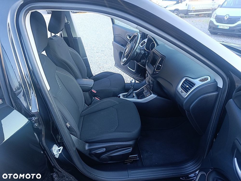 Jeep Compass 1.3 TMair Longitude FWD S&S - 15