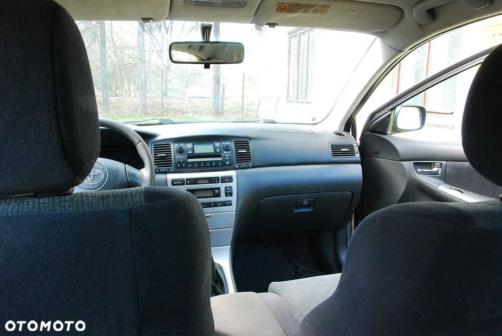 Toyota Corolla 1.6 Linea Sol - 8
