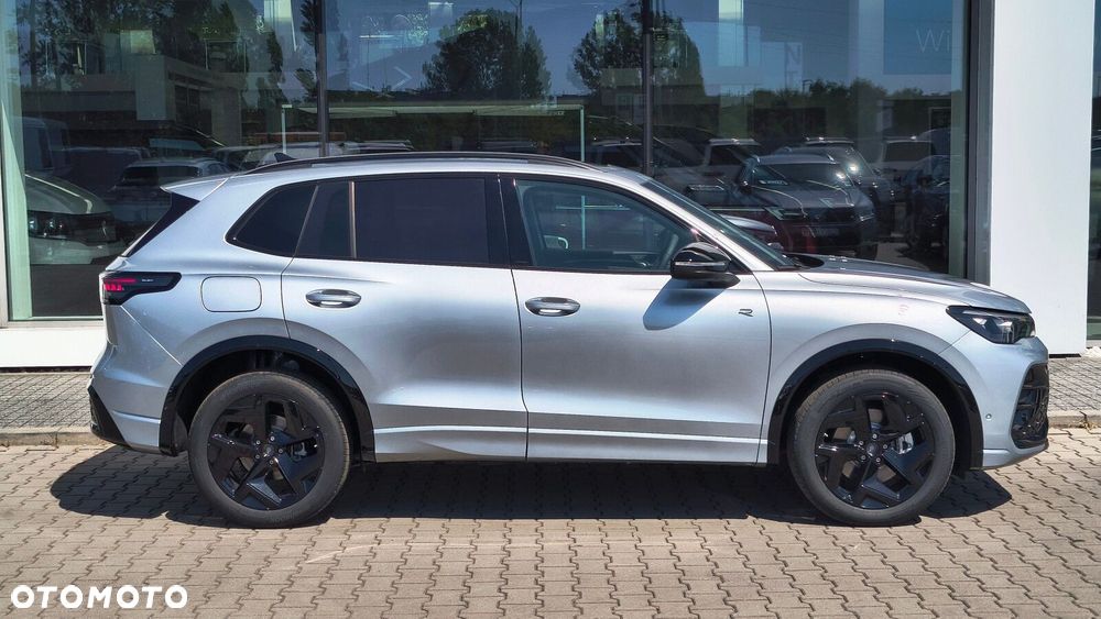 Volkswagen Tiguan - 8