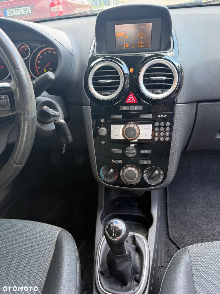 Opel Corsa 1.4 16V Color Edition - 13