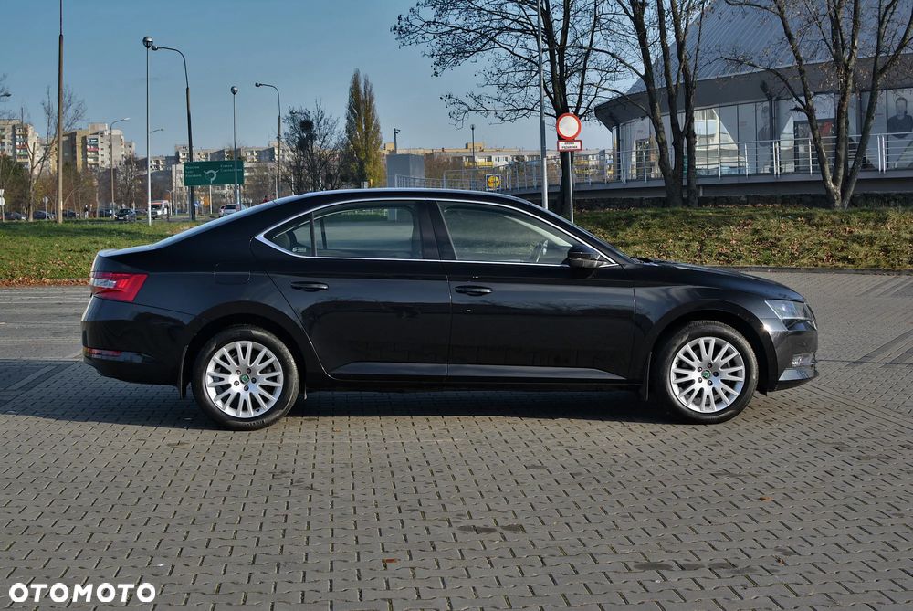Skoda Superb 1.4 TSI ACT Ambition - 6
