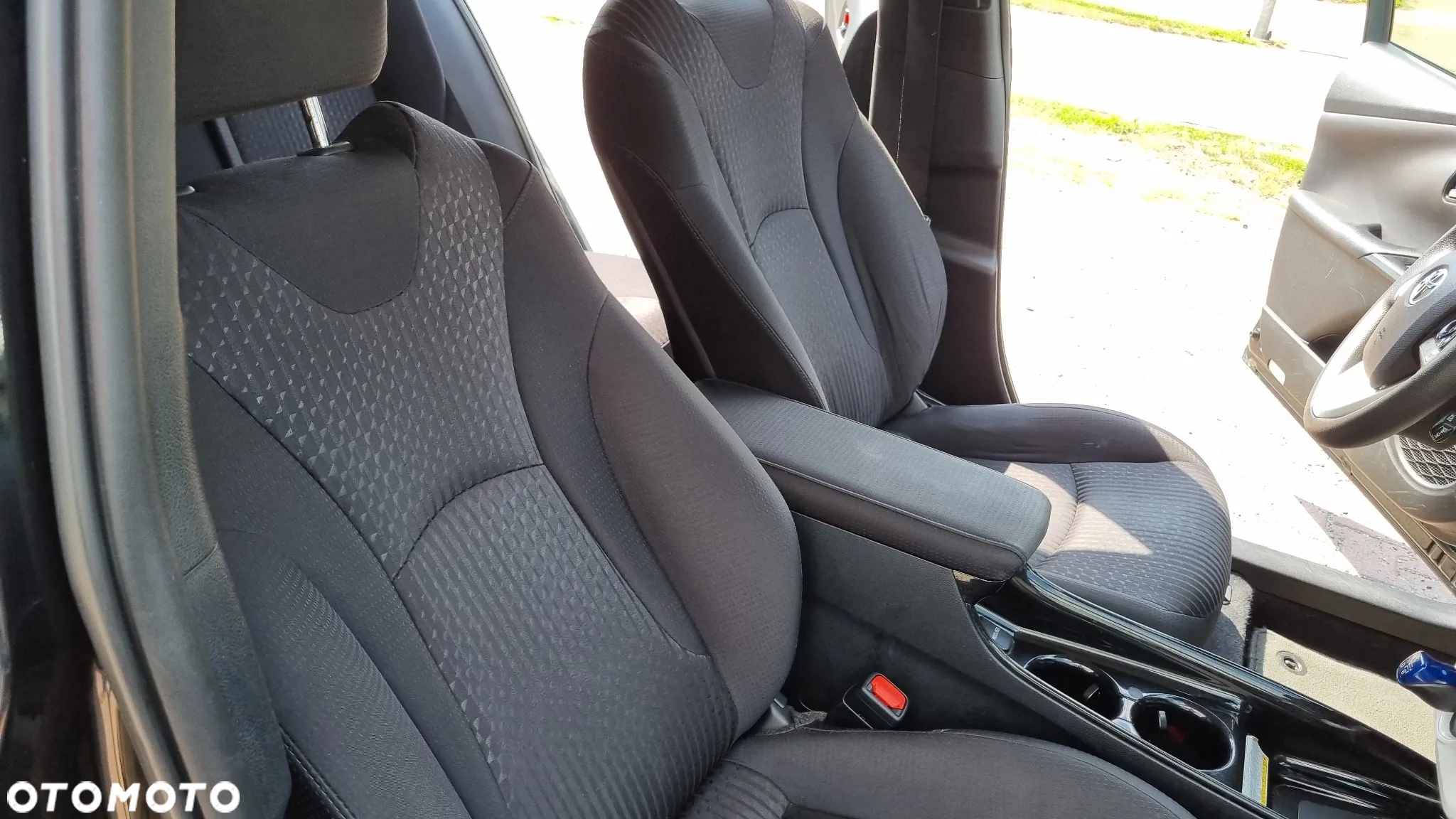 Toyota Prius 1.8 Hybrid Executive - 26