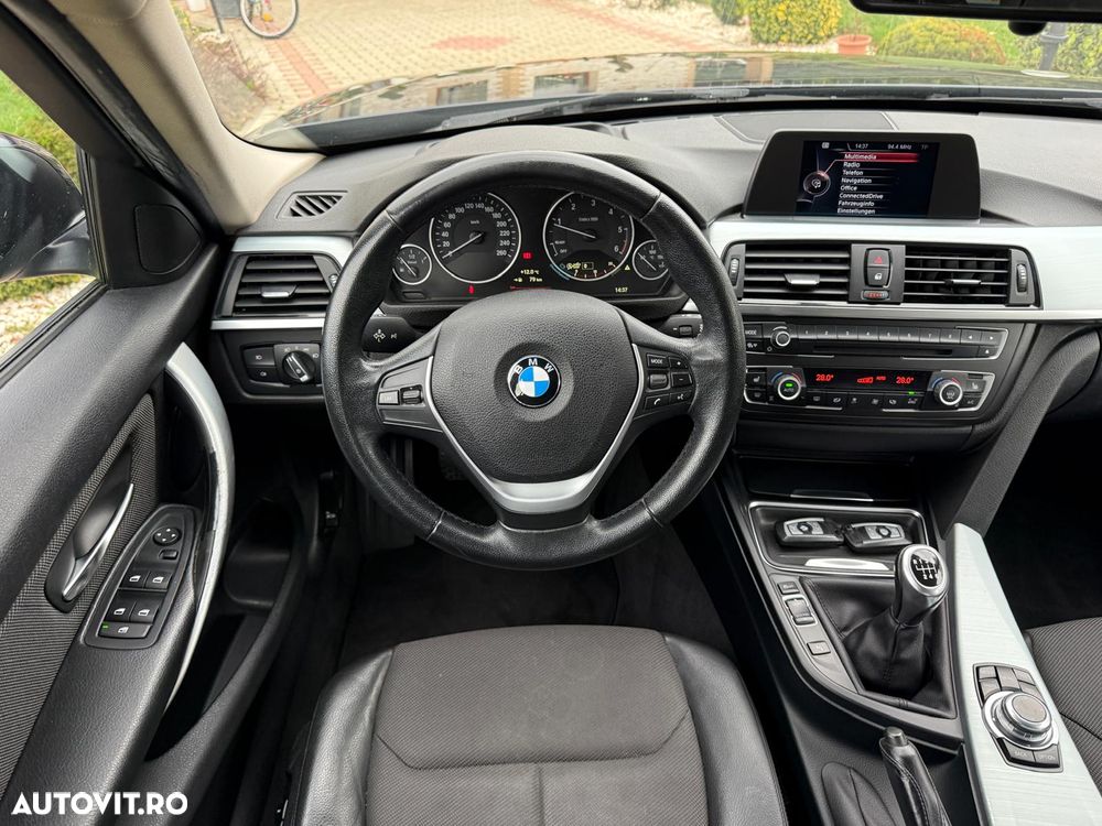 BMW Seria 3 318d xDrive Luxury Line - 31