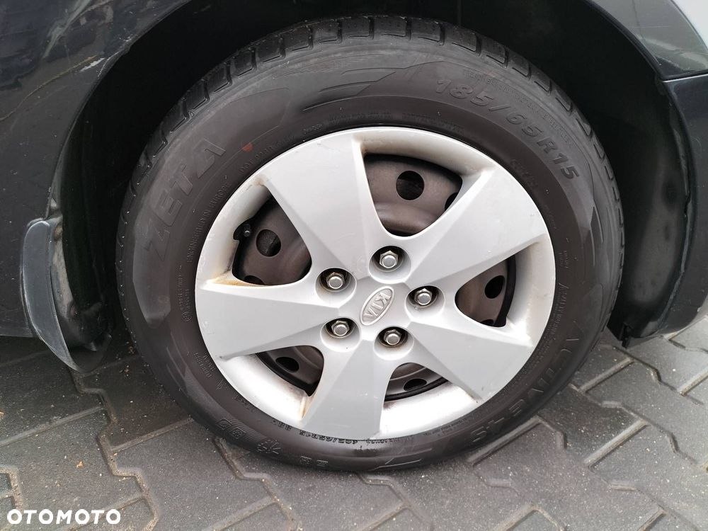 KOŁA FELGI KOŁPAKI OPONY CAŁOROCZNE 5X114,3 X15 FI67,1 185/65R15 KIA - 5