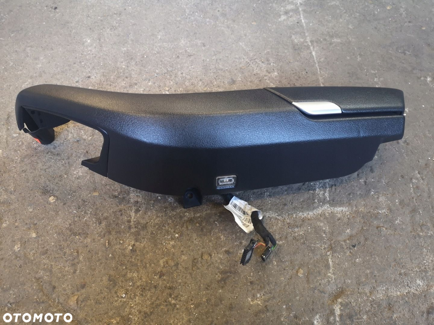 AUDI A8 D4 PODŁOKIETNIK DRZWI TYŁ PRAWY 4H0867364 - 4