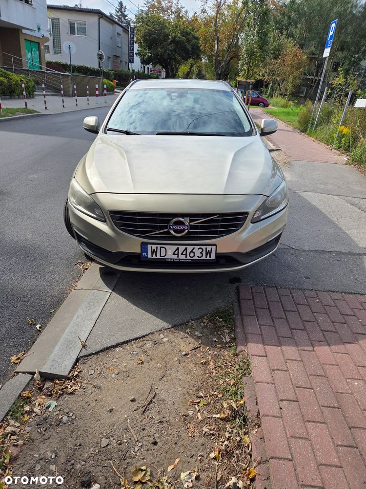 Volvo V60 D2 Drive-E Dynamic Edition (Kinetic) - 4