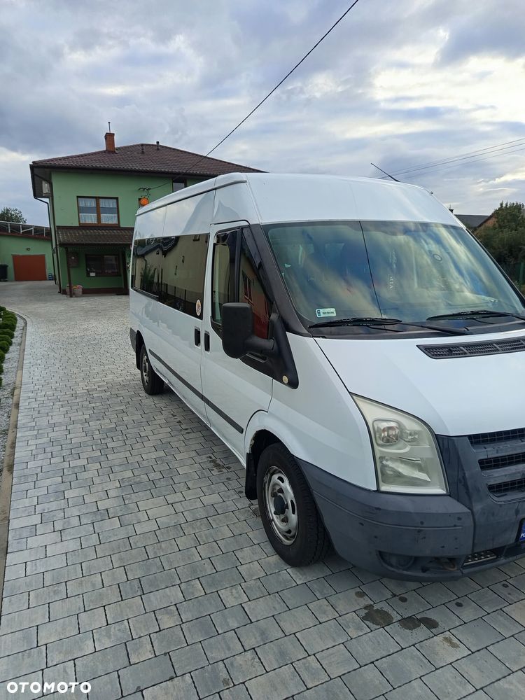Ford Transit 2011 photo 2