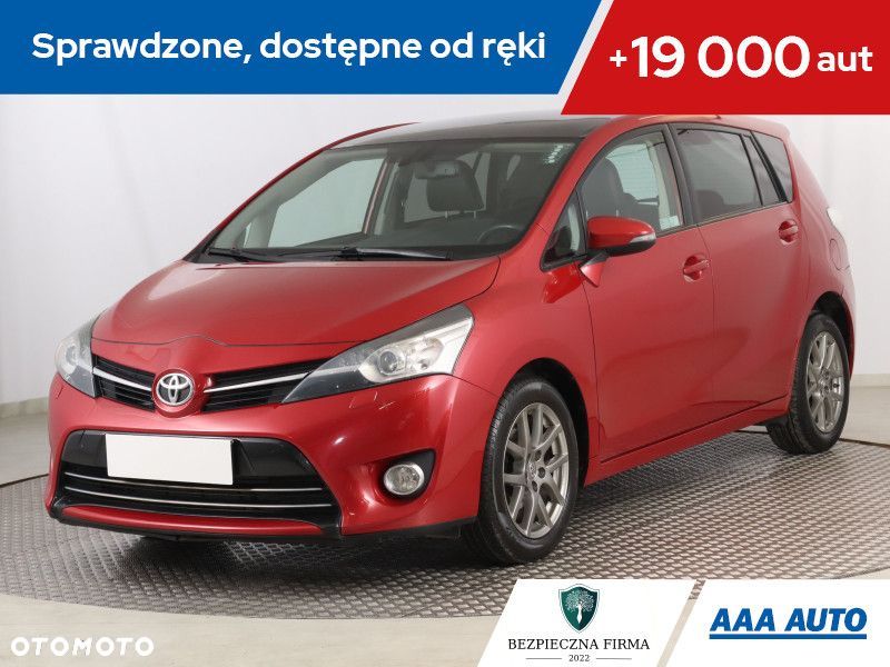 Toyota Verso - 1