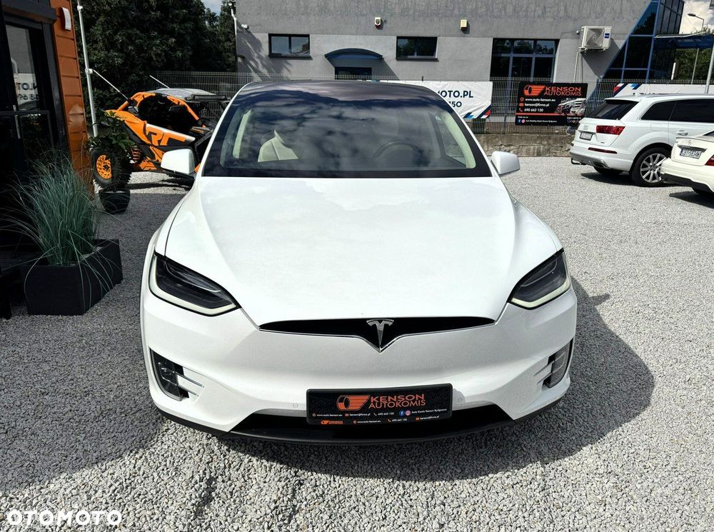 Tesla Model X Long Range Plus - 39