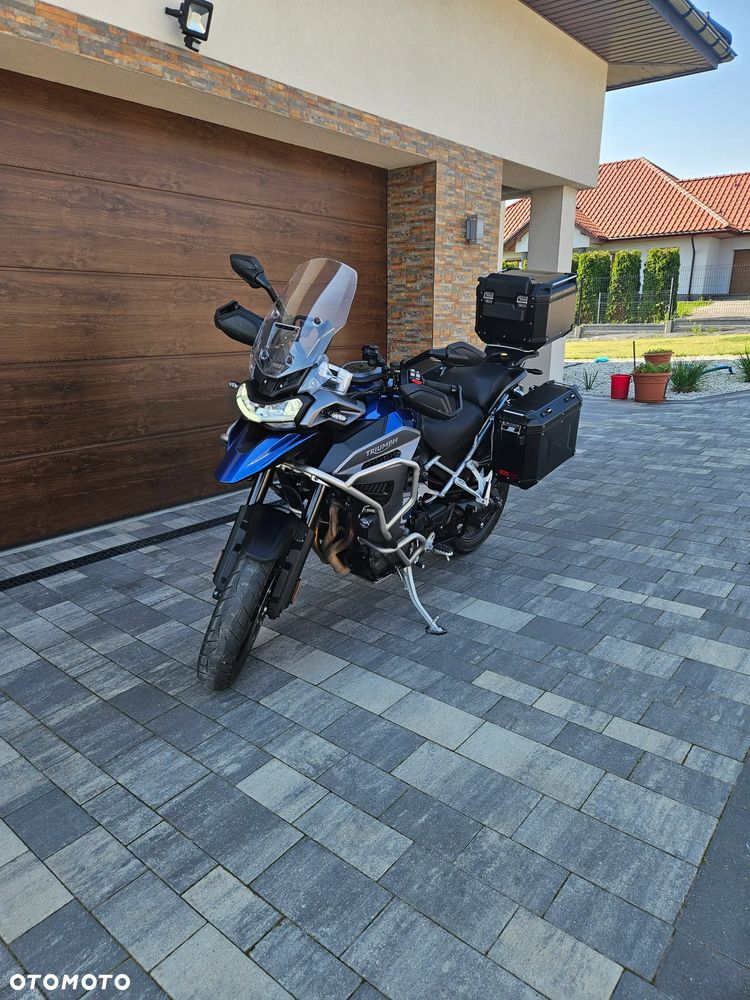 Triumph Tiger - 2