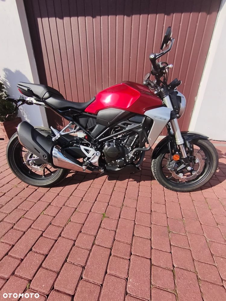 Honda CB - 3