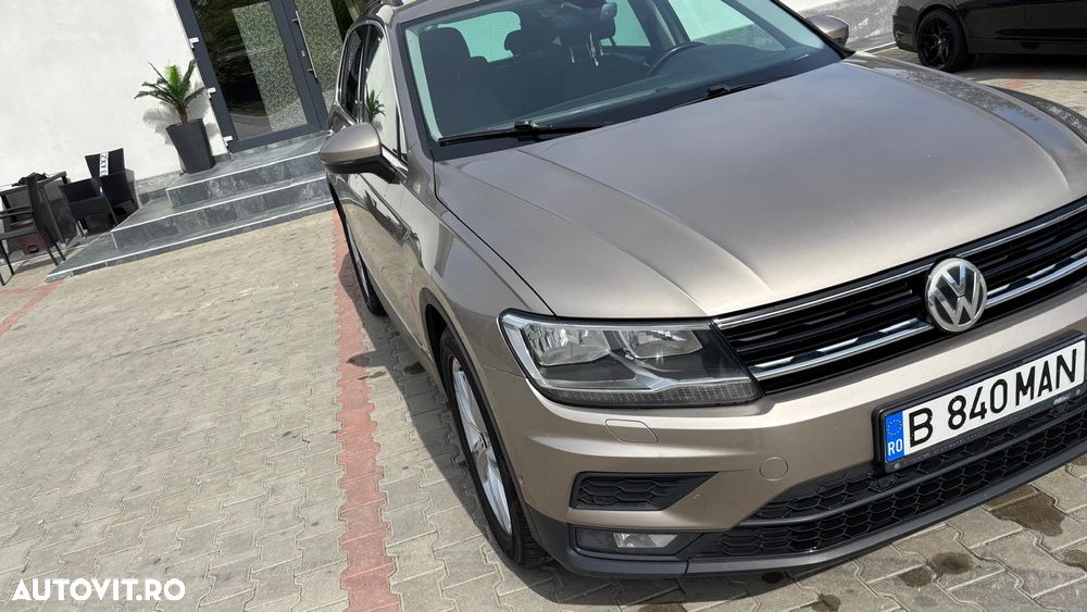 Volkswagen Tiguan 2.0 TDI DPF DSG 4Mot Comfortline - 15