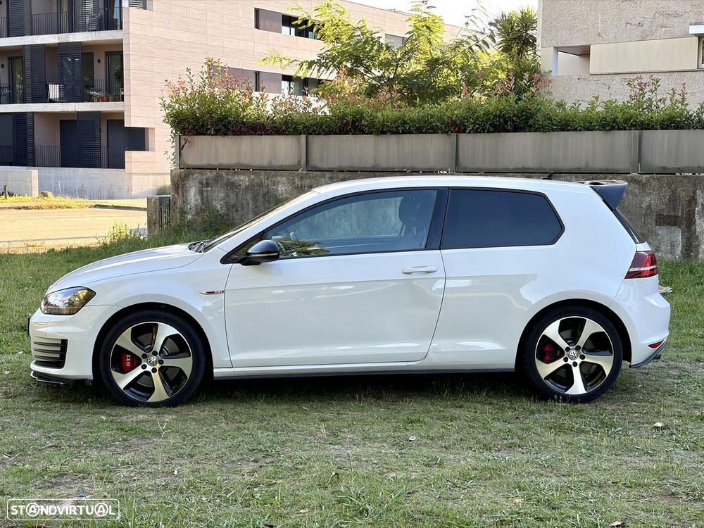 VW Golf 2.0 TSi GTi Performance - 17