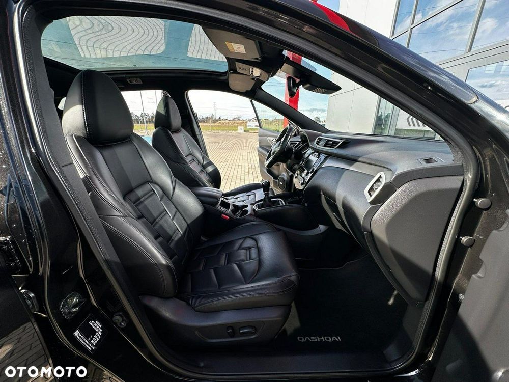 Nissan Qashqai 1.3 DIG-T Tekna+ - 17