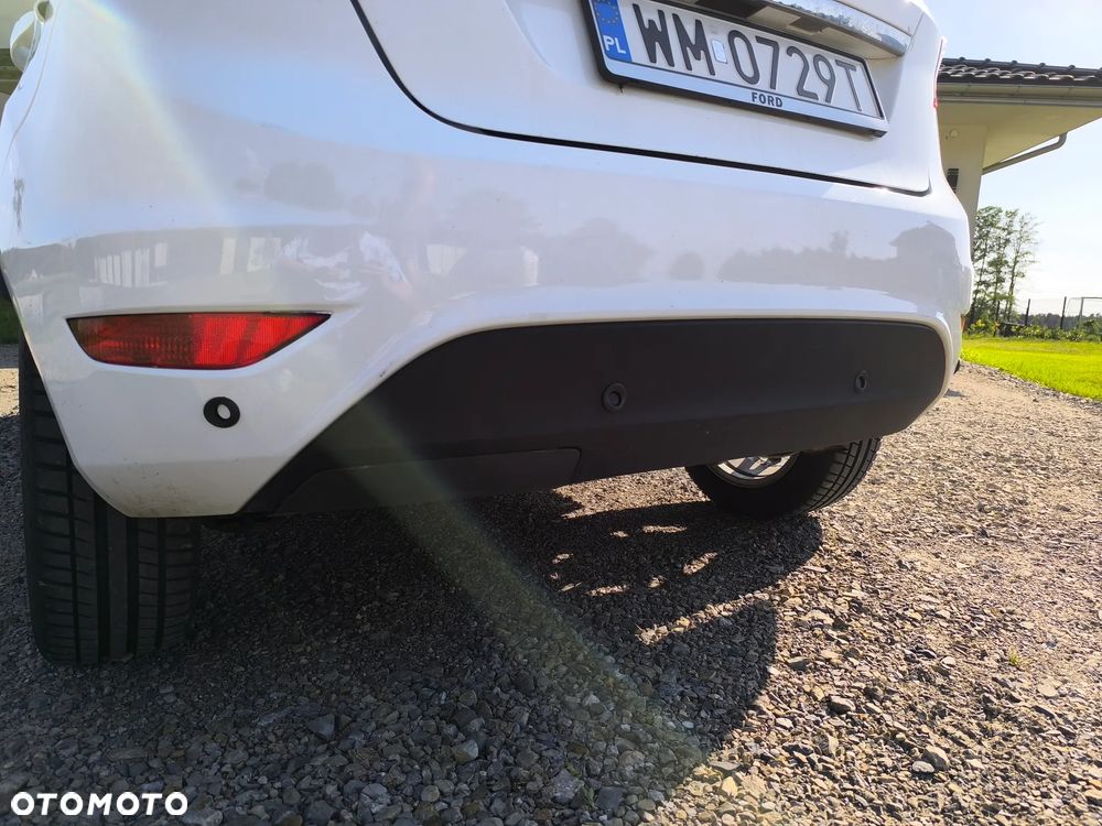 Ford Fiesta - 12