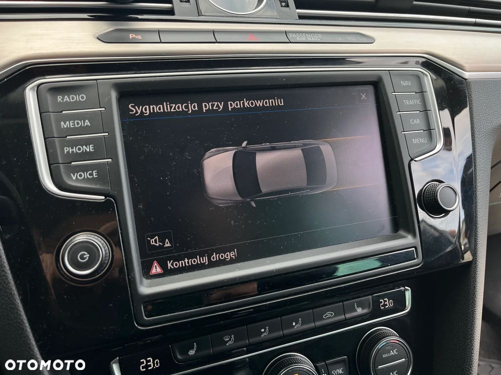 Volkswagen Passat 2.0 TDI BMT Highline DSG - 20