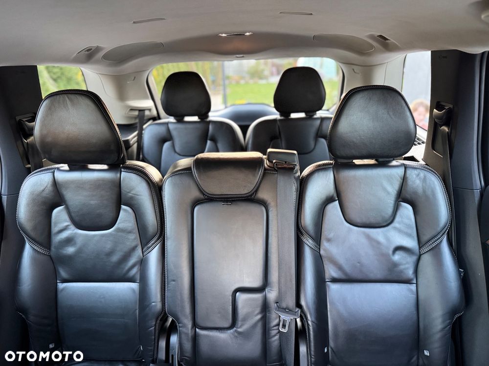 Volvo XC 90 D5 SCR AWD Inscription 7os - 31