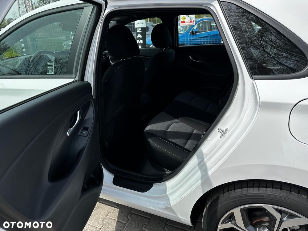 Hyundai i30 - 21