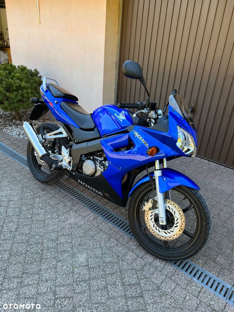 Honda CBR - 1