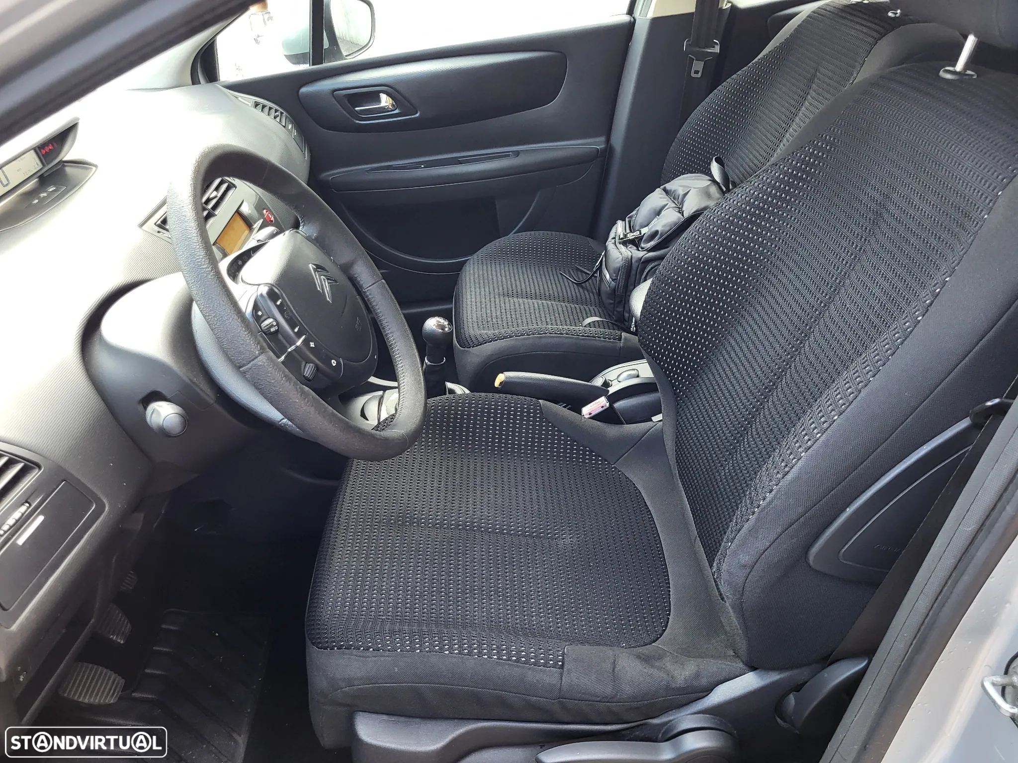 Citroën C4 1.6 HDi VTR Pack - 18