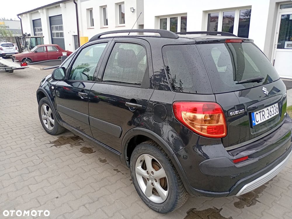 Suzuki SX4 1.6 GS / Premium 4WD - 2