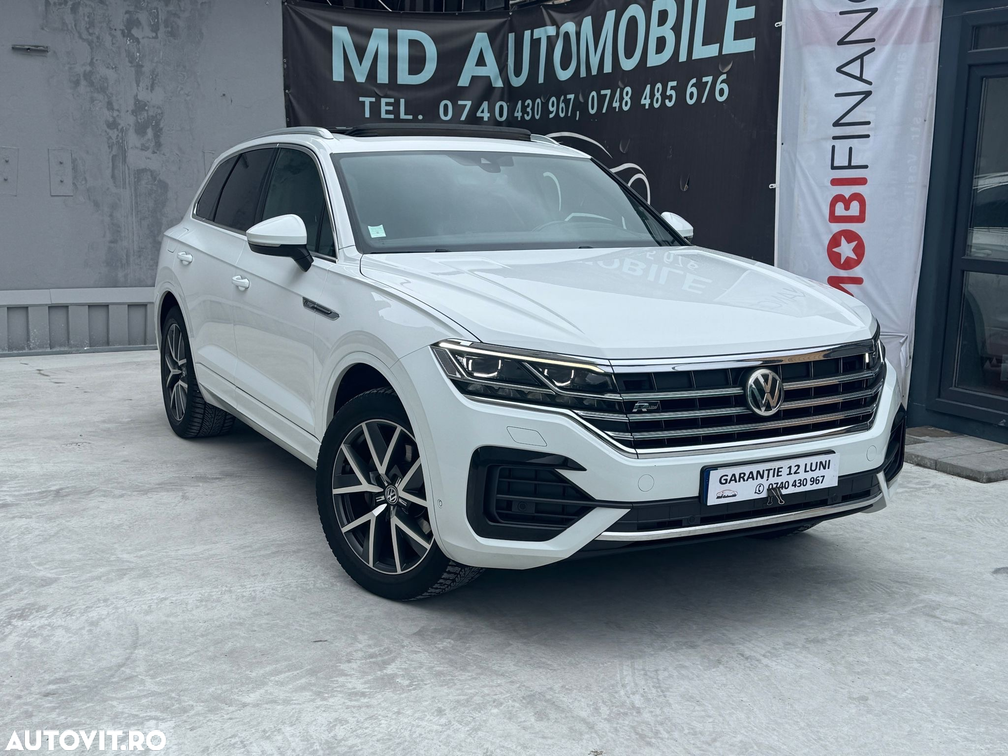 Volkswagen Touareg - 2